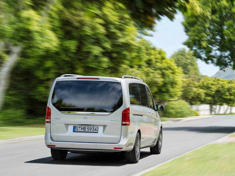 Фото автомобиля Mercedes-Benz V-Класс (2014)